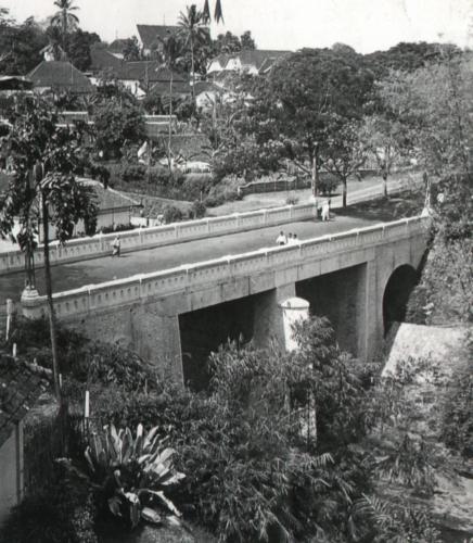 145E
